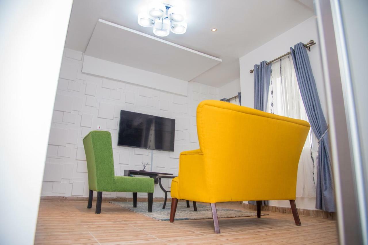 James Court Hotel & Luxury Apartments Леки Екстериор снимка